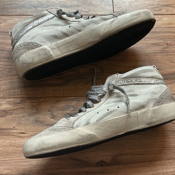 Golden Goose Gray Mid Star Shoes with Silver Glitter Laces - Picture 9 of 16